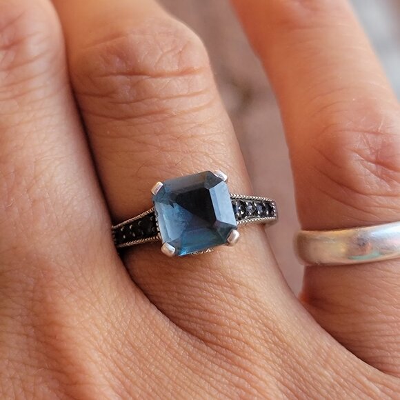 Designer SIRI USA 925 sterling silver asher cut topaz prong set with pave set da - Picture 16 of 16